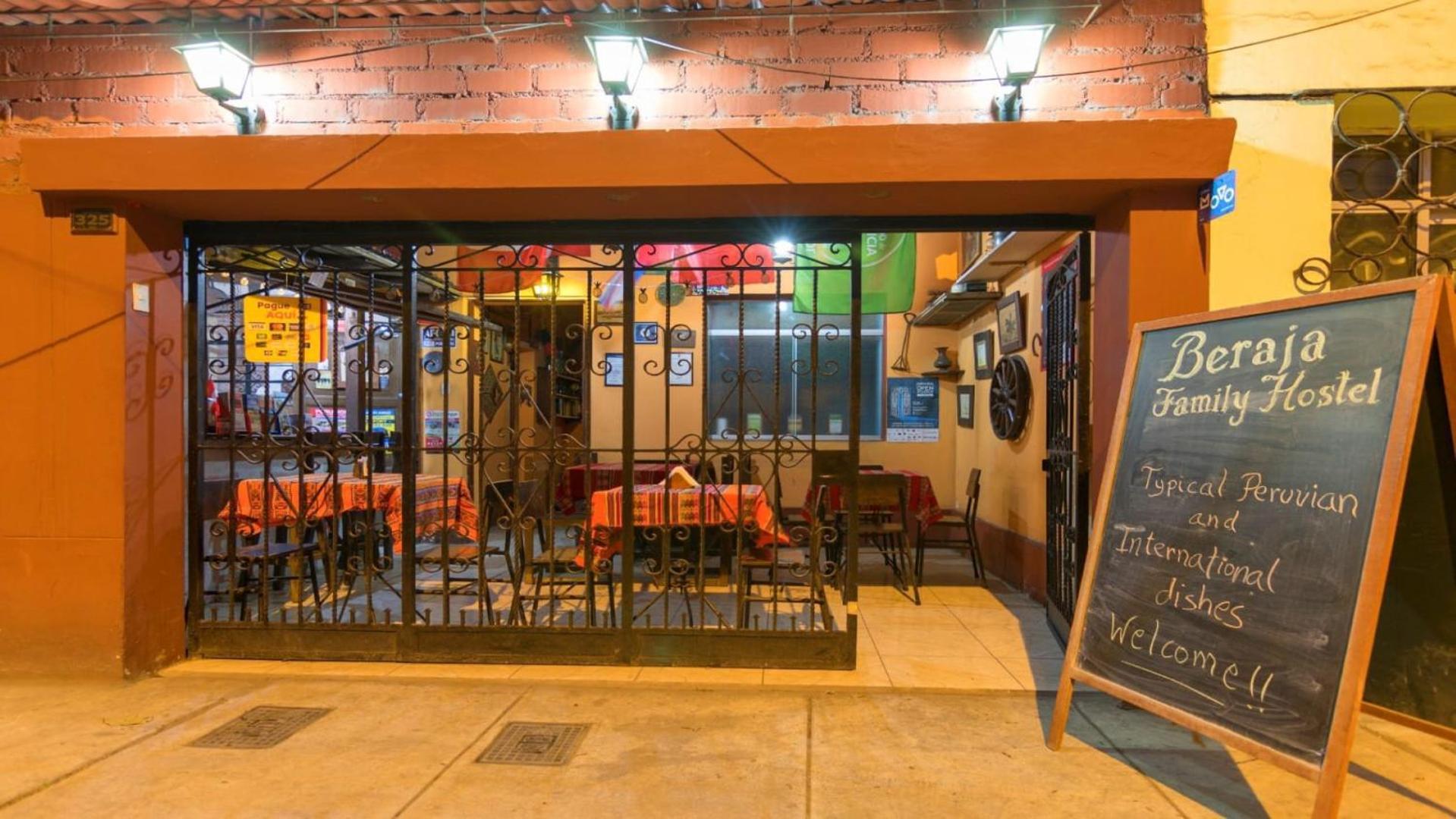 Beraja Family Hostel Lima Exterior photo